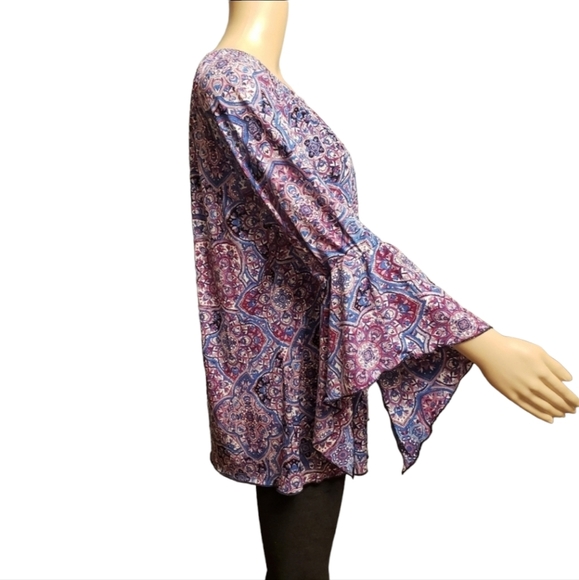 Bell Sleeve Abstract Blouse - Picture 1 of 10